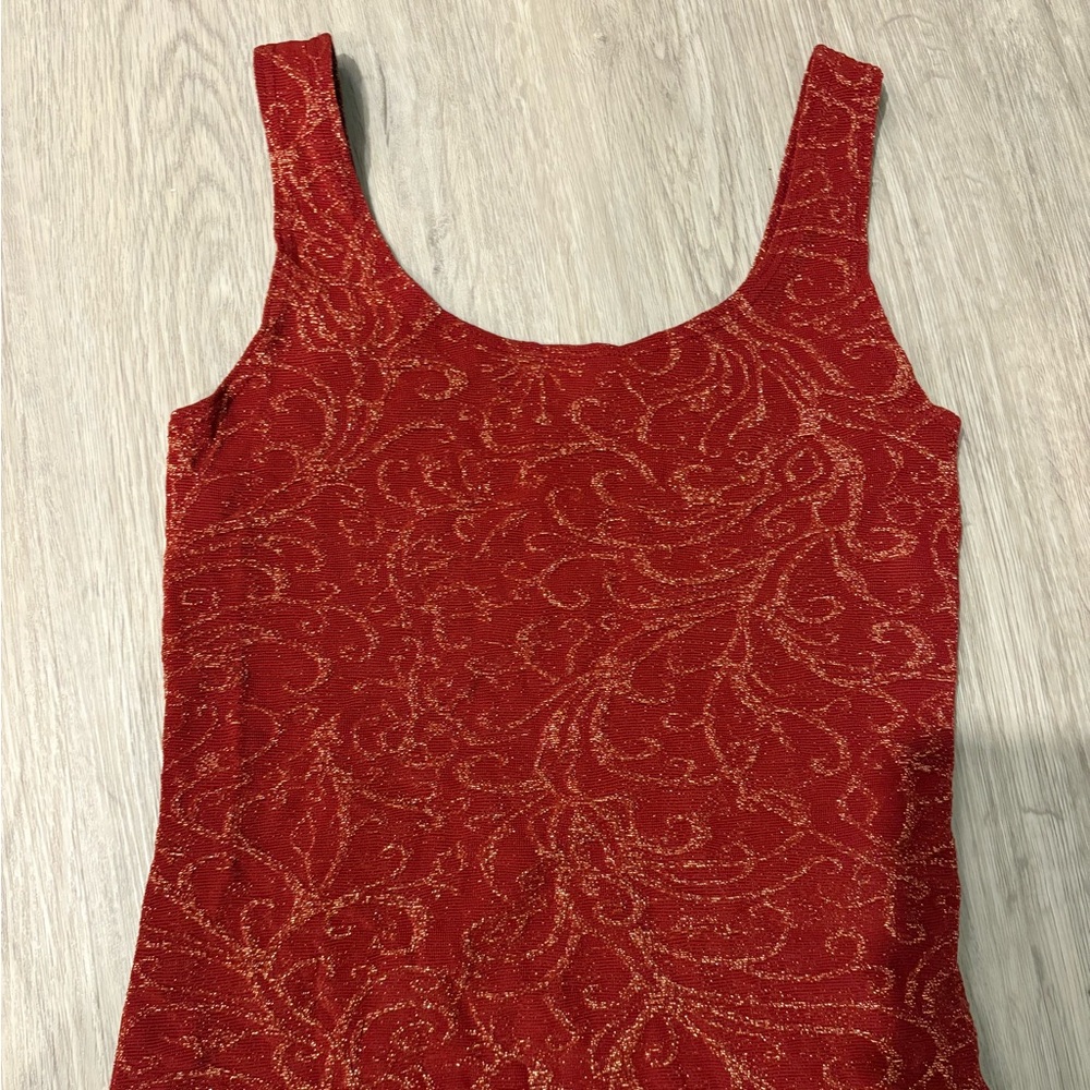 DISCOUNTED SHIPPING- classy & elegant Red Sleeveless Top size S